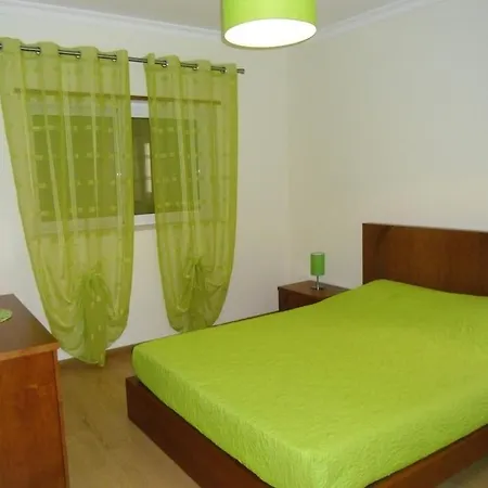 Casa - 5 Quartos Com Piscina