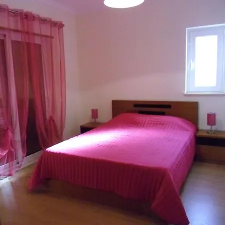 Casa - 5 Quartos Com Piscina *