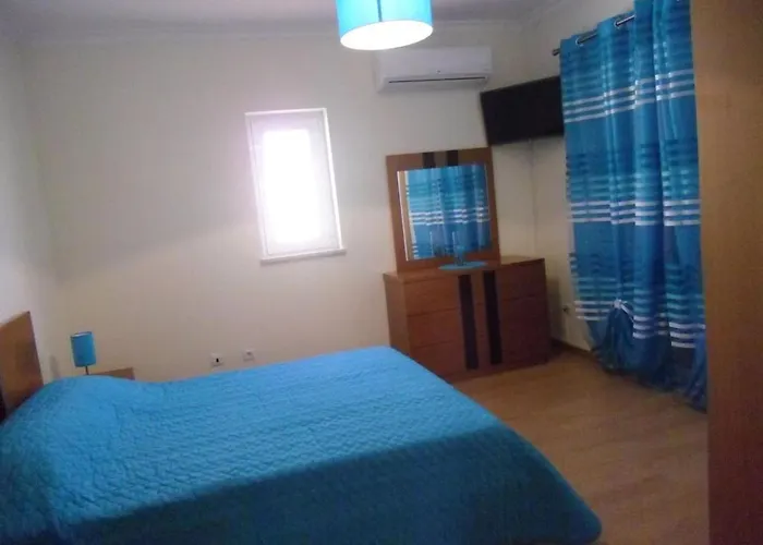 Σπίτι διακοπών Casa - 5 Quartos Com Piscina